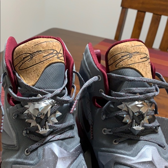 Lebron 13 LMTD opening nights. Size 14 - Picture 2 of 7